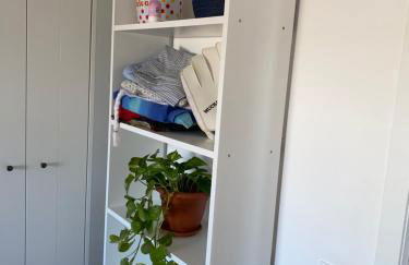 Habitación luminosa en piso compartido - Foto 6