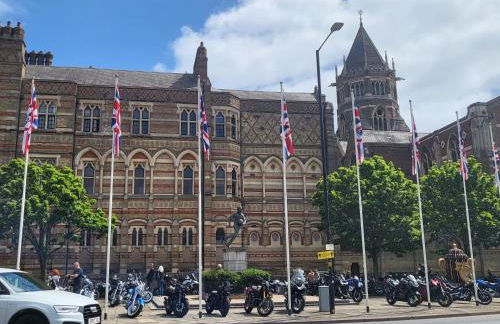 Rugby town centre house close to train station, rugby school and benn hall - Foto 34