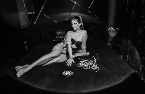 RoyalRelax Apartament w Lesie z Jacuzzi, Kinem domowym 88' - Białystok - Foto 9