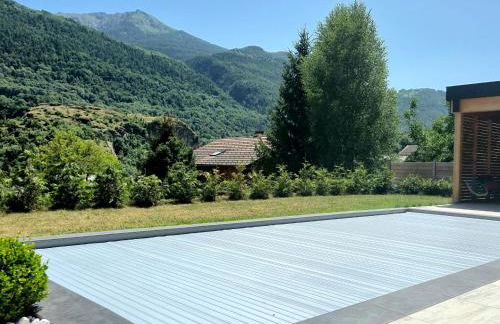 Chalet neuf, Jacuzzi, piscine privée mai-sept, pétanque, proche Paradiski - Foto 43