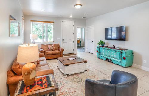 Walk to Flagstaff Urban Trails System Cozy Home - Foto 1