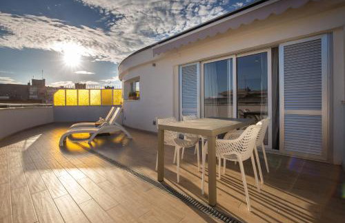 Sunny Rooftop - Foto 1