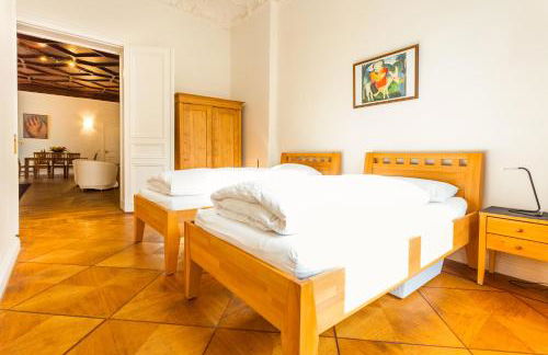 1,399 sq ft Historic Landmark, Checkpoint Charlie - Foto 31