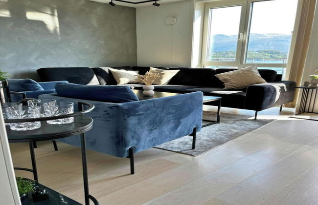 Free Parking Space, Balcony, Prime Location - Foto 6