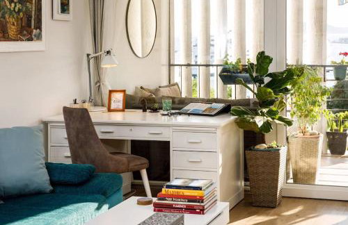 Sunset Oasis “VELLY” 1BR w/ Sea View & Parking - Foto 30