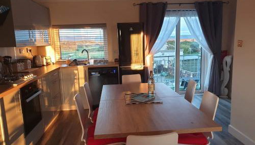 Combe-n-Sea - Photo 5