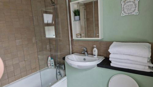 Tynant House- Cosy 3 bed house- Near City Centre and FREE parking - Foto 5