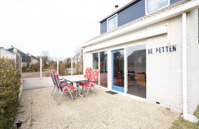 Holiday Home in De Koog Near Texel Beaches - Foto 12