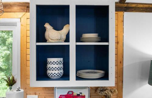 The Heartwood Hideaway-Charming Cabin Getaway-Trails, Creek, and Starry Nights - Foto 55