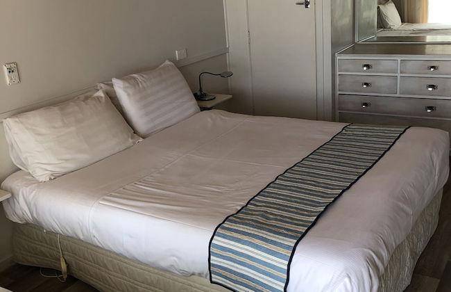 Driftwood Lodge - Photo 3