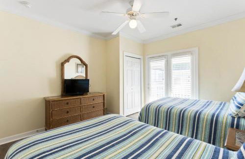 Oceanview 4BR/4BA Condo, Steps to Beach/Pool - Foto 33