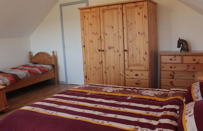 Modern Stay With Hot Tub - Photo 3