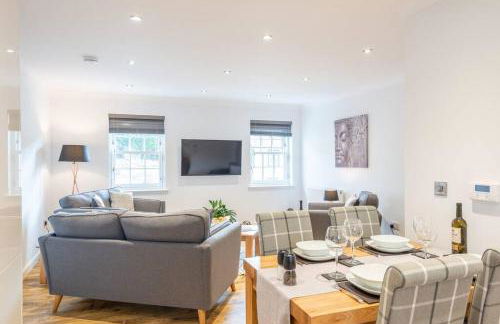 Stylish & Modern Apartment - Photo 16