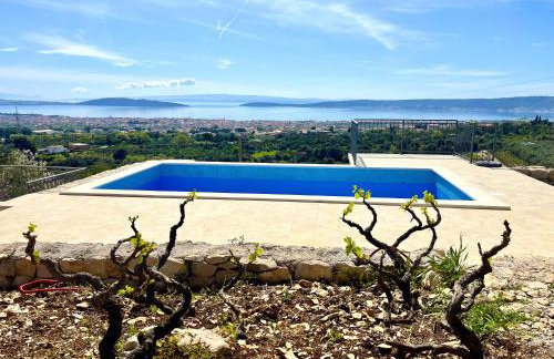 Villa Bepina, surrounded by sea, olive, vineyard - Photo 59