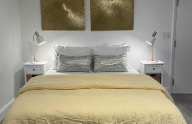 TROPICAL HAVEN POOL & 2BLOCKS TO BEACh - Foto 10