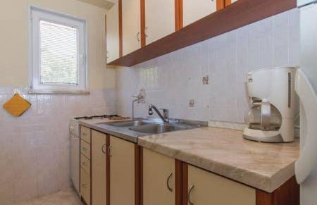 Apartment Quiet Getaway - Photo 15