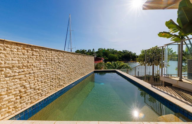 Water-front Paradise Pool - BBQ - Balcony Dining - Foto 13