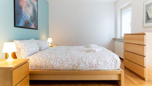 NEST LIVING Dolce Luce - Free Parking, Wifi, Netflix - Foto 5