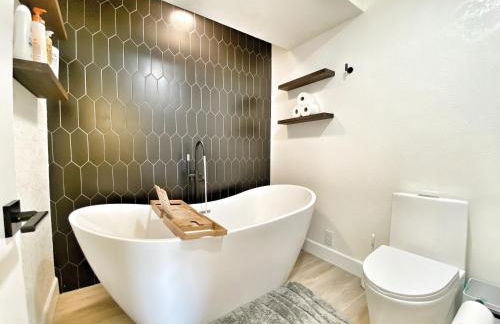 OCLuxeBnB Private Resort Living Minutes from Beach - Foto 34