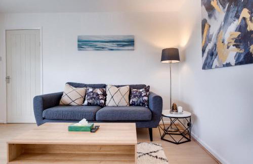 Spacious, Comfy, 3 Bed House - Free Parking - Quiet Area - In Shirley, Solihull - Near JLR, NEC, Airport, M42 - Foto 37