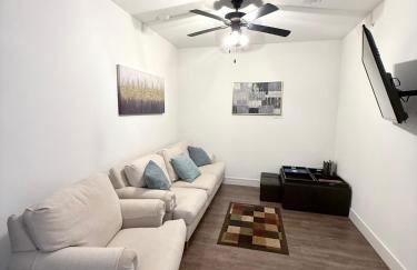 Contemporary Comfort Near The Woodlands - Foto 28