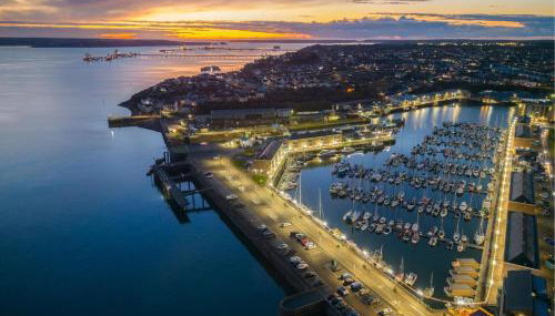 Harbour Heights - 2 Bed Apartment - Milford Haven - Foto 3