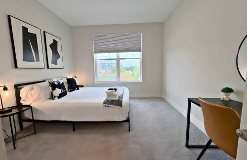 Modern 4BR Townhouse with Parking & Lake Views - WVille rep 4 - Foto 33