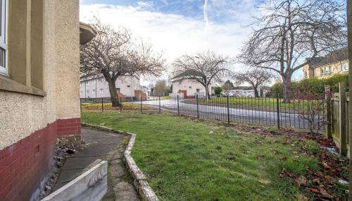 Kerr Apartment-Spacious 4-Bed Flat in Hamilton, Close to Glasgow - Foto 3