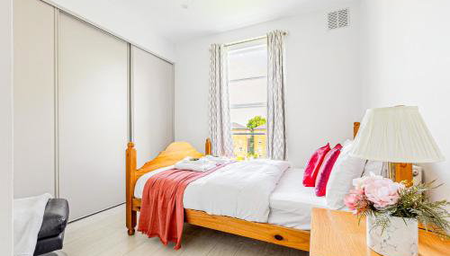 New Listing 2BR flat, 1min to Hampstead St - Foto 2