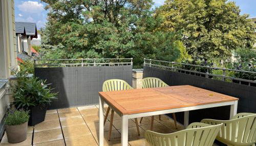 Helle Terrassenwohnung in Traumlage von Dresden - Foto 2