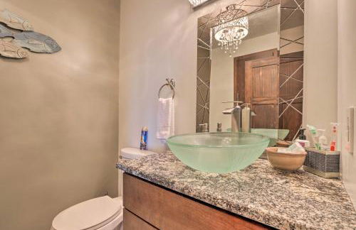 Boat Dock and Kayaks Luxury Lake of the Ozarks Home - Foto 24