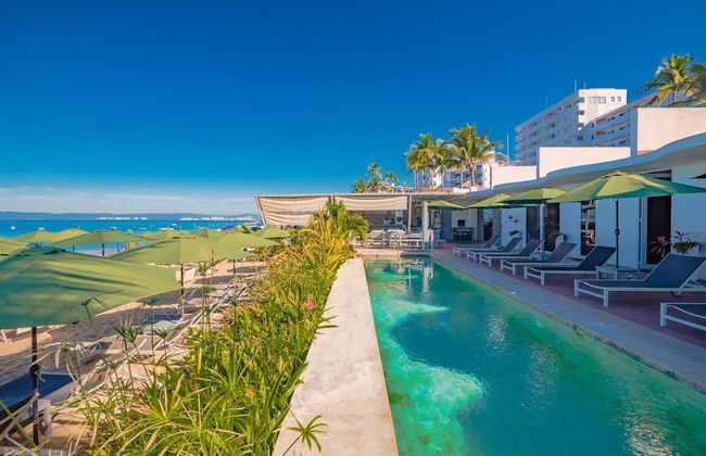 Suites at Sapphire Ocean Club - Foto 25