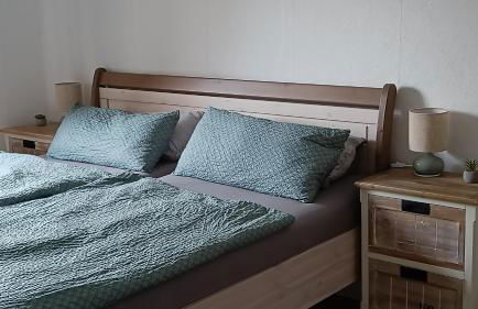 FeWo Deisterferien, 5 Minuten zur Landesgartenschau, Hunde kosten extra,Terrasse, Netflix, Wlan, A2, B65, bis 8 Personen - Foto 6