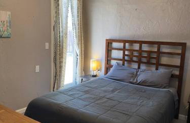 Gorgeous Remodeled 2 Bedroom - Foto 28