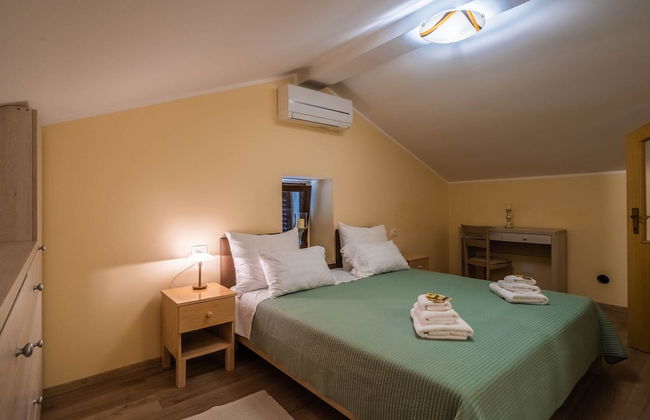 Villa in Rakalj Near Secluded Beaches - Foto 2