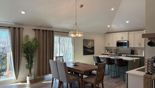 New Home Minutes to KCI Airport & Historic Weston - Foto 4