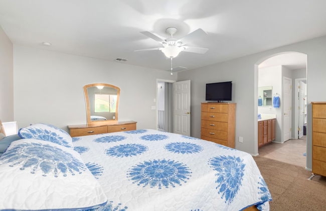 Spacious Oasis Spring Training Pool Tennis - Photo 2