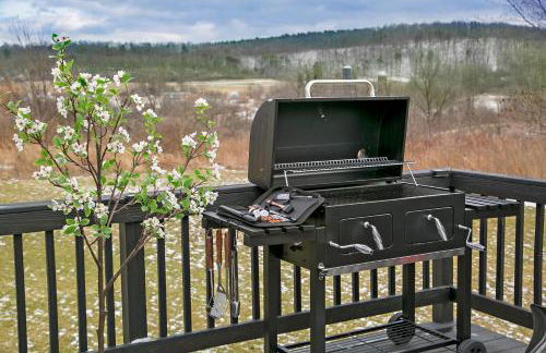 Bliss of Burdett on the Seneca Wine Trail w Hottub and Barbecue - Foto 8