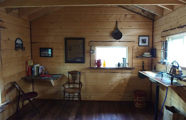 Blackburn Cabins - Photo 27