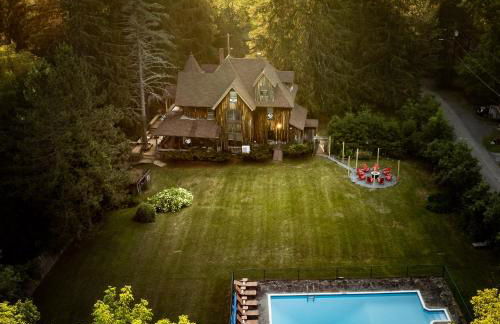 Mansion of Belleayre Mountain! POOL, SAUNA, Game Room - Foto 1
