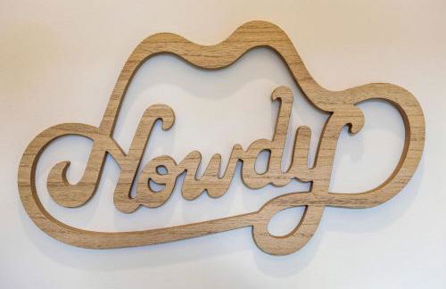 Modern Multi-Level Retreat with Rooftop Hot Tub - Foto 55