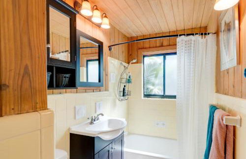 2 Mi to Riverwalk Palmetto Gem with Fire Pit and BBQ - Photo 15