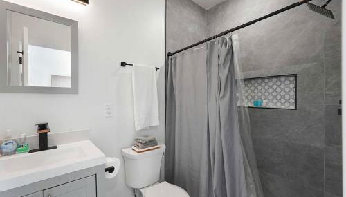 Enjoy City Skyline Views from private RoofDeck! - Foto 5