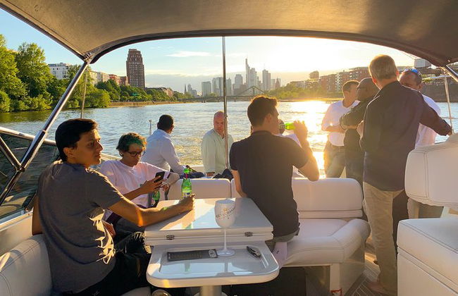 Yacht Tour in Frankfurt for up to 12 Guests - Photo 3