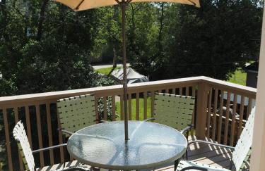 The Cute & Cozy - Upper Apt - Great Location! - Foto 2