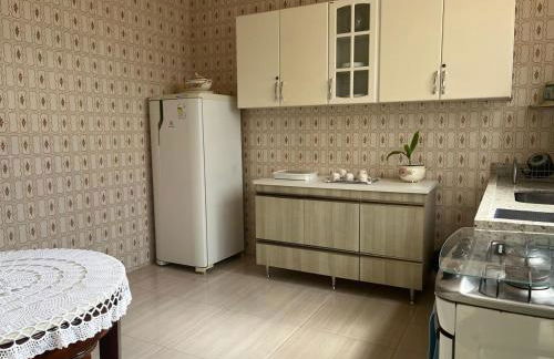 Casa Alceste - próxima ao Centro Histórico - 10 min a pé - E com garagem - Foto 7