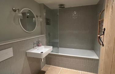 1 Cruck Cottage - Photo 18