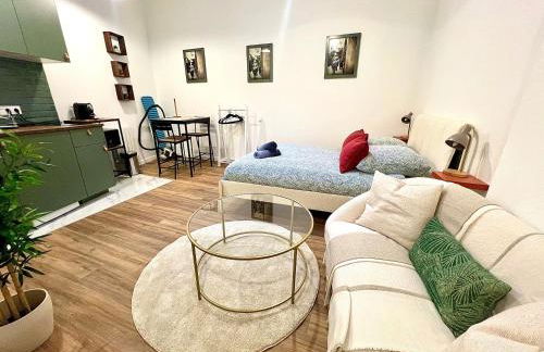 Jolie studio au coeur du Panier - Photo 4