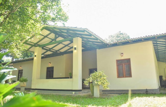 Charming & Historical 3-bed Bungalow in Hikkaduwa - Photo 34