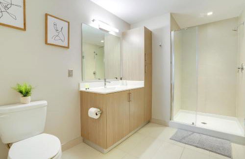 Convenient Apartment Near Major Sights - Photo 25